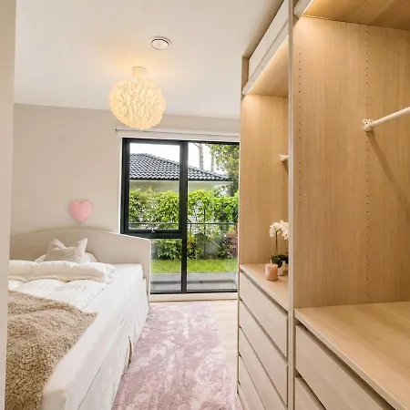 Brand-new Exclusive House With Rooftop Terrace Villa